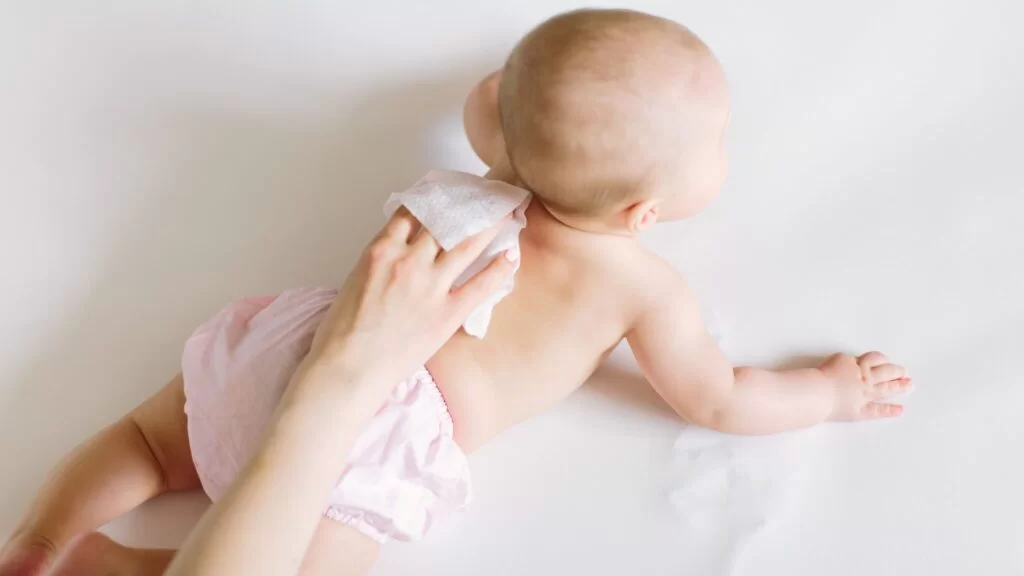 What-Should-You-Look-For-in-a-Baby-Wipe-1-1024x576